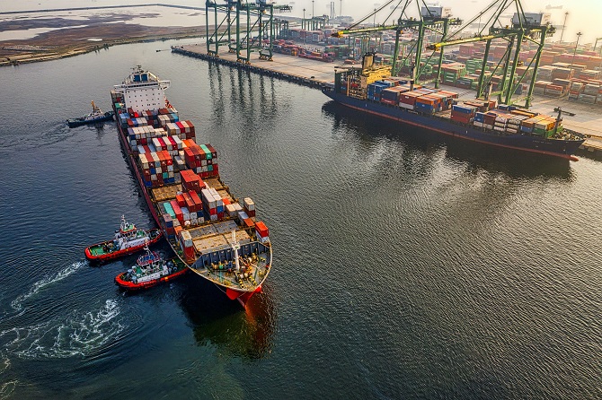 Principais vantagens dos sistemas de lubrificação centralizados para manutenção de máquinas portuárias